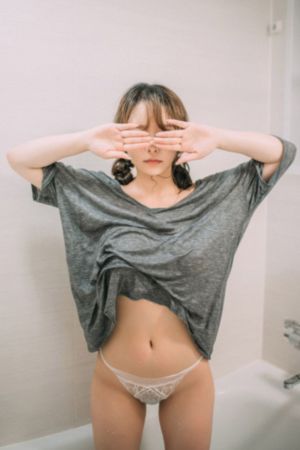 angelina全集_1080P高清在线观看