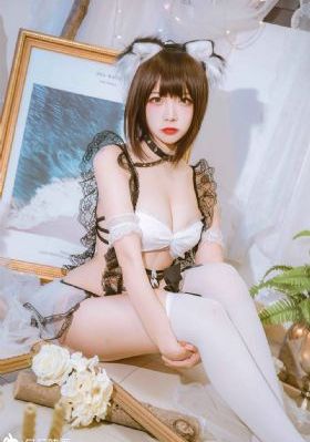 年轻的小婊在线观看_1080P电视剧在线观看