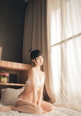 纯洁轮舞曲在线观看_720高清完整版